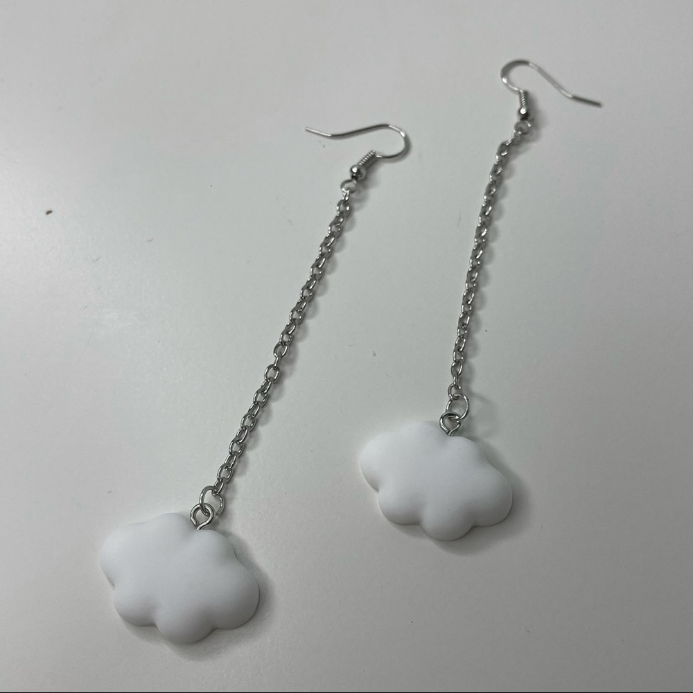 cloud 9 chain drop earrings